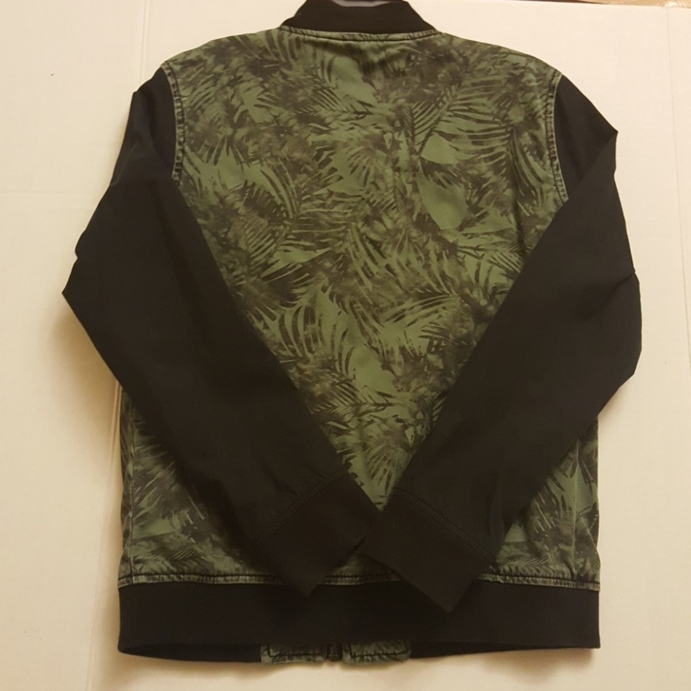 Nature Jacket - Picture 2 of 2